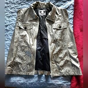 Womens rave 4 real vest